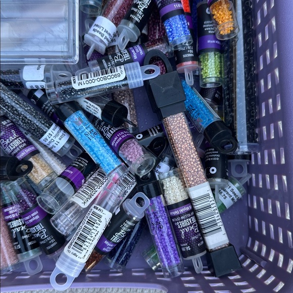 Seed Bead + Storage Container - Picture 5 of 5